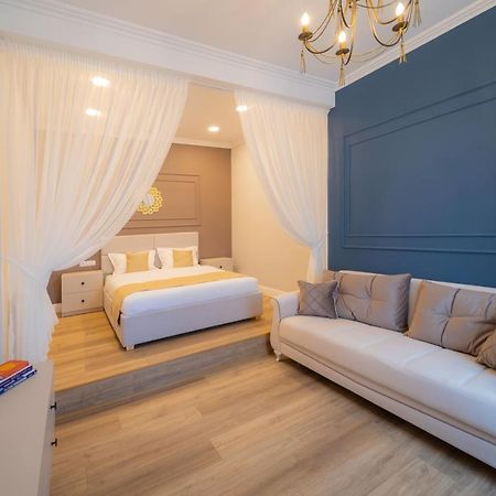 Bluesky Ultra-Central Premium Apartment Gran Varadino Esterno foto