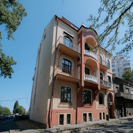 Bluesky Ultra-Central Premium Apartment Gran Varadino Esterno foto