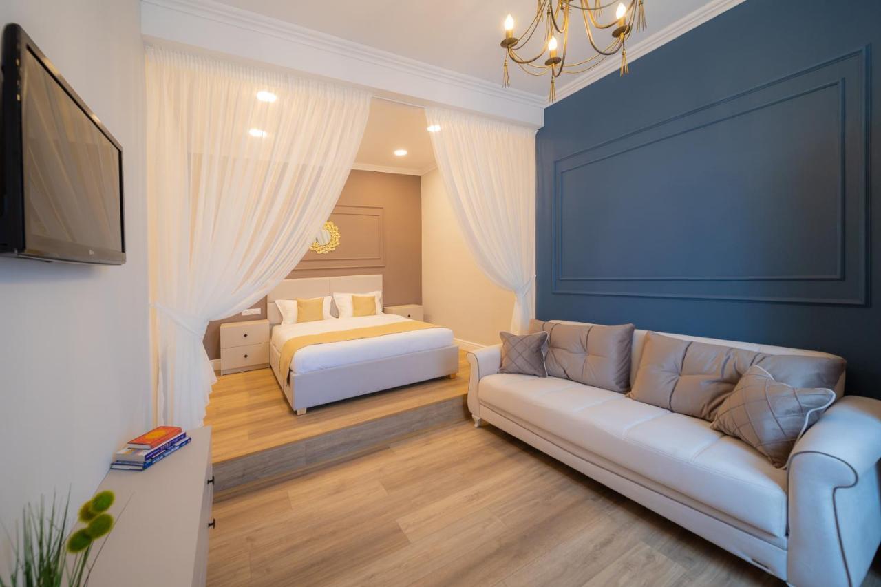 Bluesky Ultra-Central Premium Apartment Gran Varadino Esterno foto